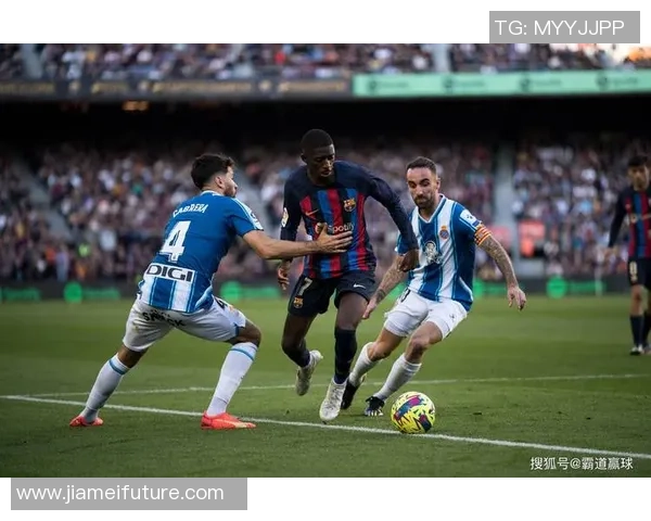 2月4日巴萨对阵西班牙人直播赛事分析与精彩瞬间回顾